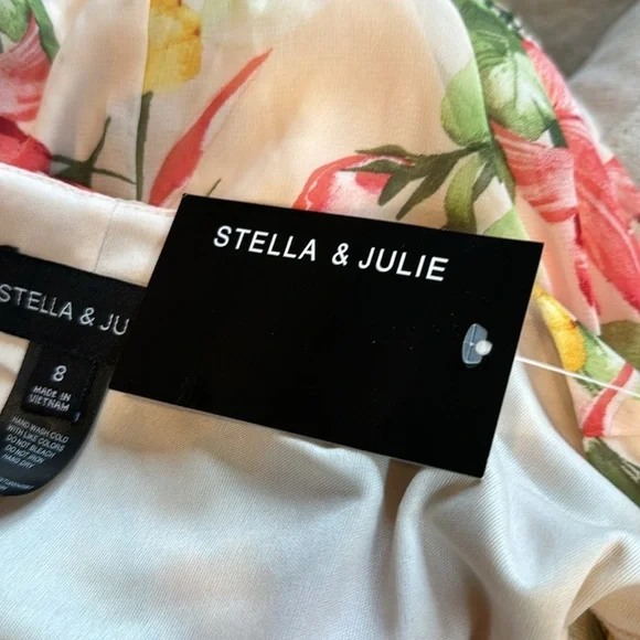 Stella & Julie floral dress - Picture 8 of 12